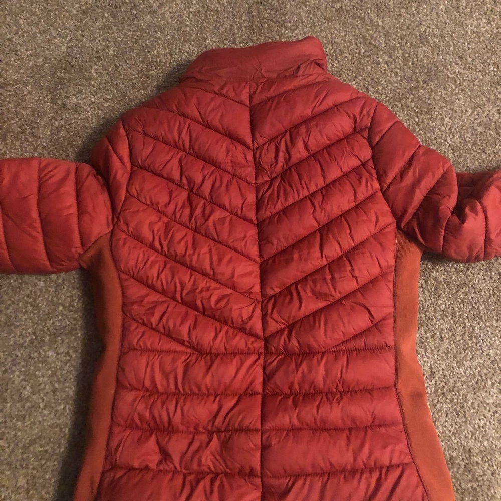 Nice fall jacket. Size small. Purchased from Macys